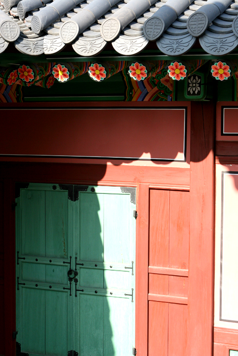 I like this door